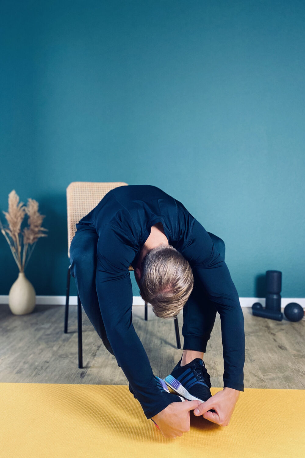 lower-back-pain-stretch-relief-exercise3-step3 lower back pain relief stretches exercise 3 step 3