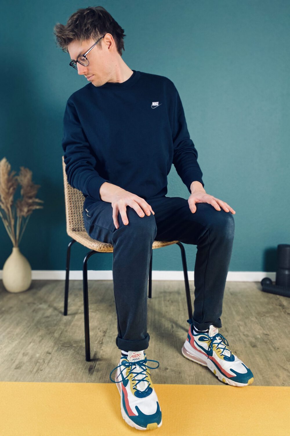 neck pain and stretching exercise 2 step 6