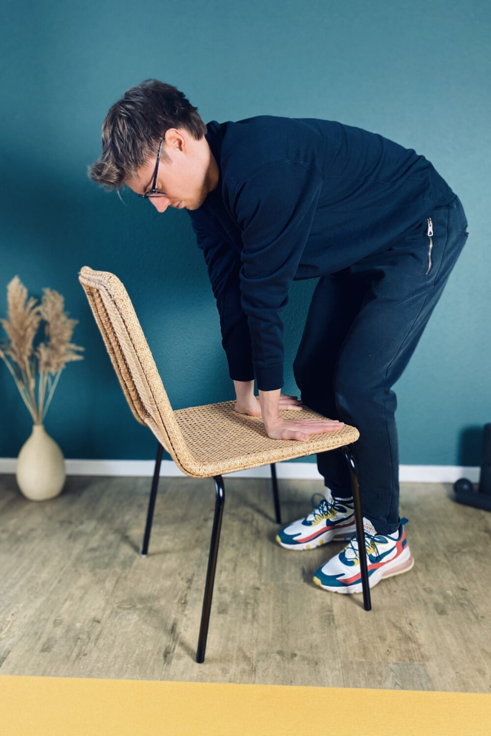 wrist pain and mobility exercise 1 step 2